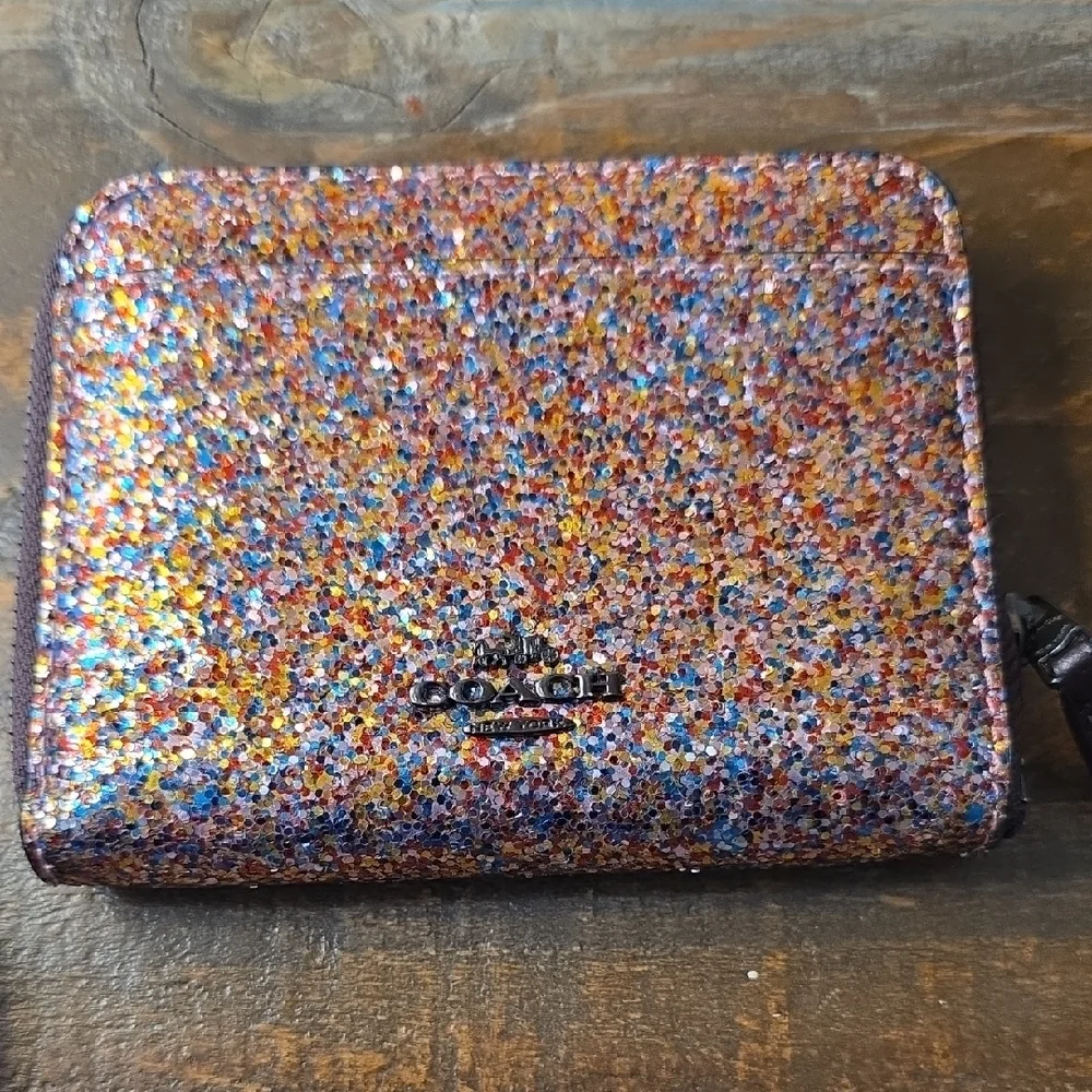 Coach x Keith Haring Glitter Heart Wallet Set